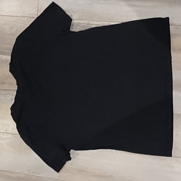 Woman's tshirt - Picture 4 of 5